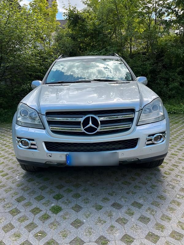 Silber Gebraucht 2007 Mercedes GL320 SUV | 10.800 € (Etwas zu teuer) - Bild 1/4