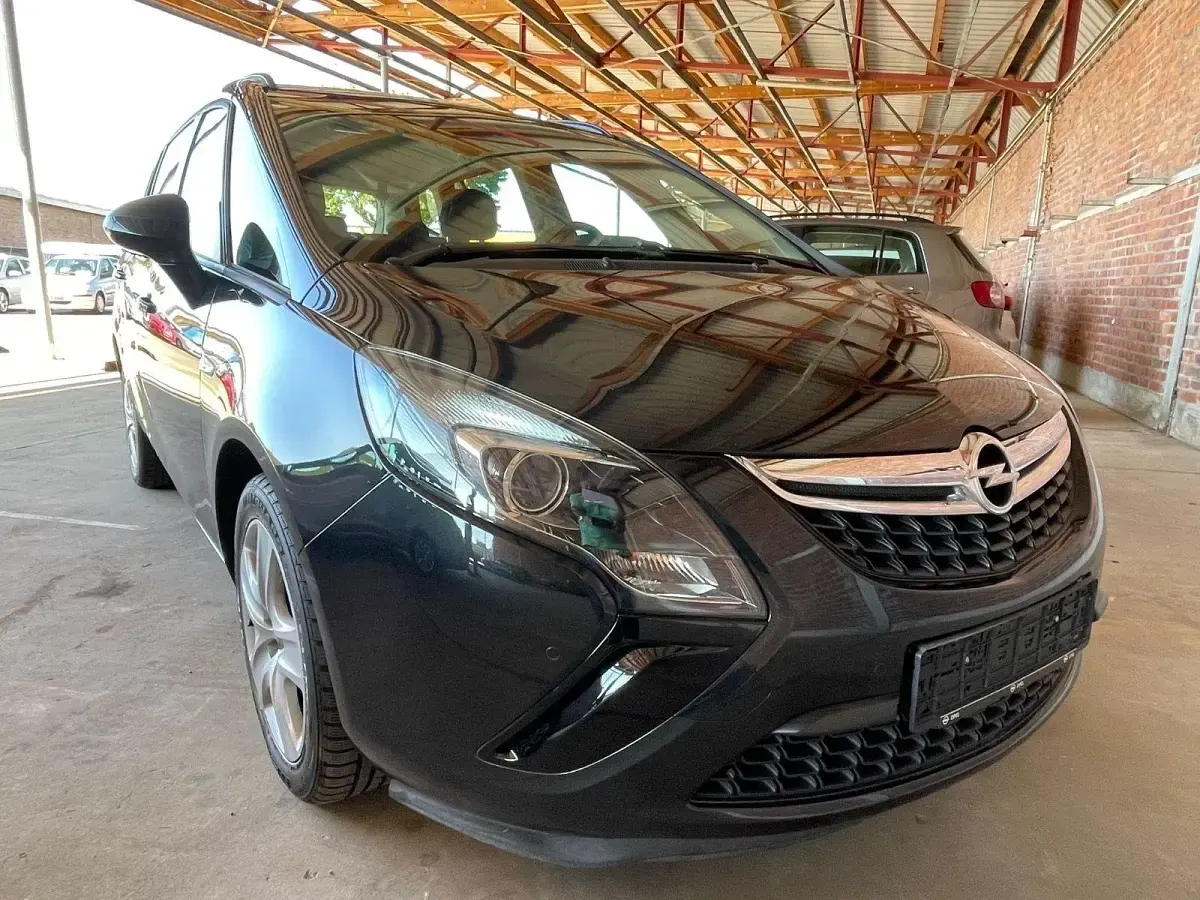 Gebraucht Opel Zafira Tourer Edition 150 PS (110 kW) 2013 Schwarz Van / Kleinbus