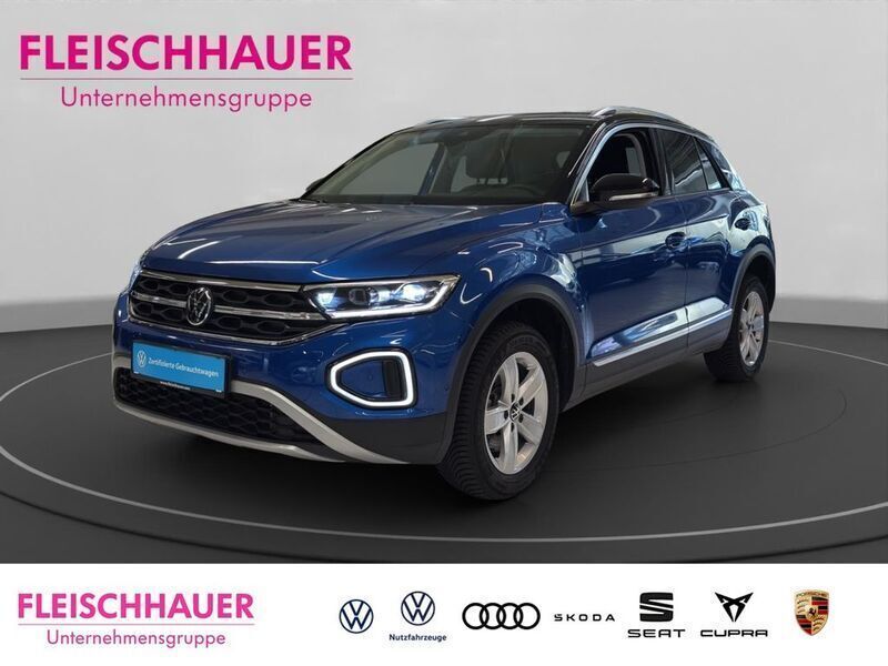 Blau Gebraucht 2023 VW T-Roc Style SUV | 30.980 € (Fairer Preis) - Bild 1/4