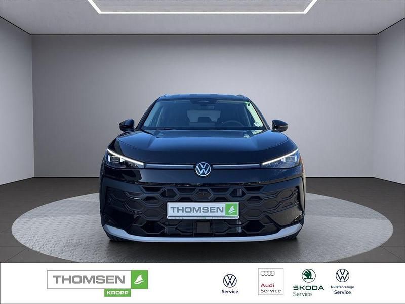 Second-hand VW T-Roc Style 116 CP (85 kW) 2026 Negru SUV