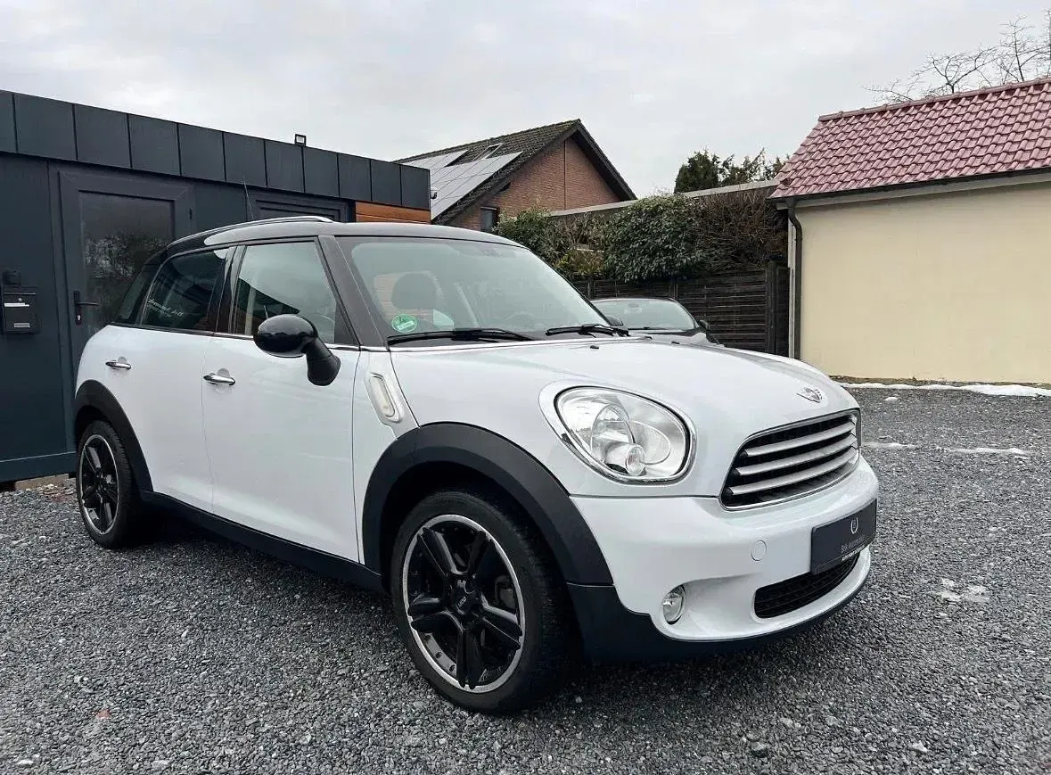 Gebraucht Mini Cooper 122 PS (89 kW) 2013 Weiß Kleinwagen