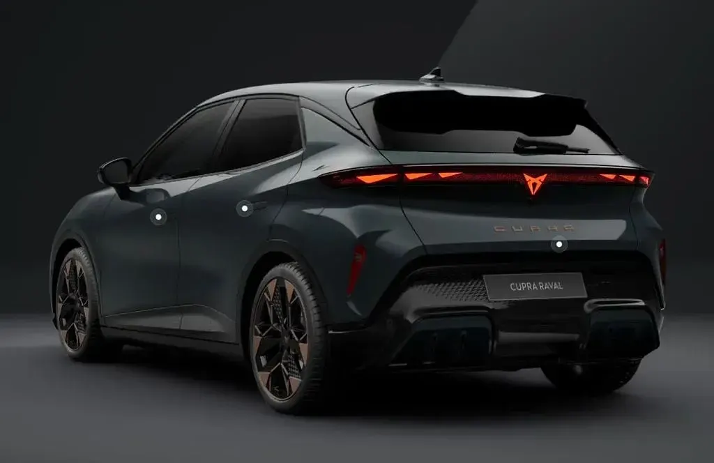Nowe Cupra Raval Endurance 155 kW (211 KM) 2026 Niebieski SUV