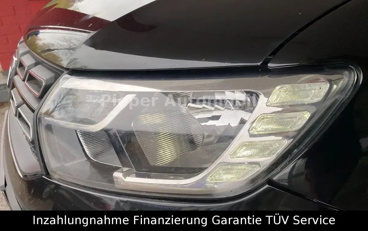Gebraucht Dacia Sandero Prestige 90 PS (66 kW) 2018 Schwarz SUV