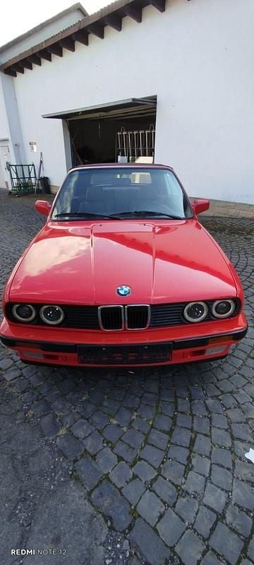 Rot Gebraucht 1990 BMW 318 Cabriolet Cabrio | 8.500 € - Bild 1/4