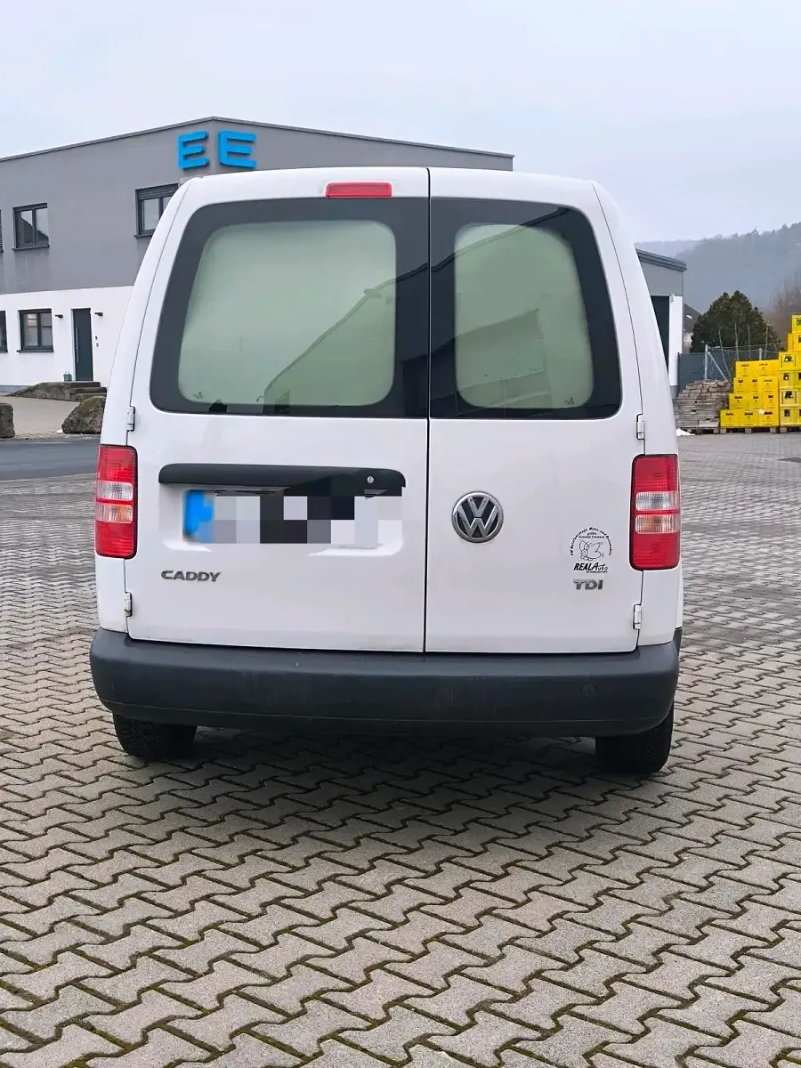 Gebraucht VW Caddy 105 PS (77 kW) 2011 Weiß Van / Kleinbus