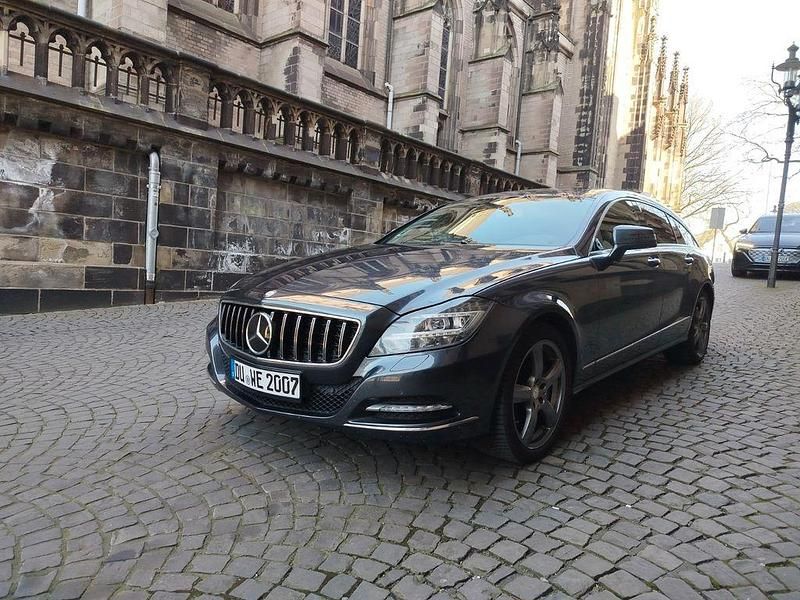 Gebraucht Mercedes CLS350 Shooting Brake 265 PS (194 kW) 2013 Grau Kombi