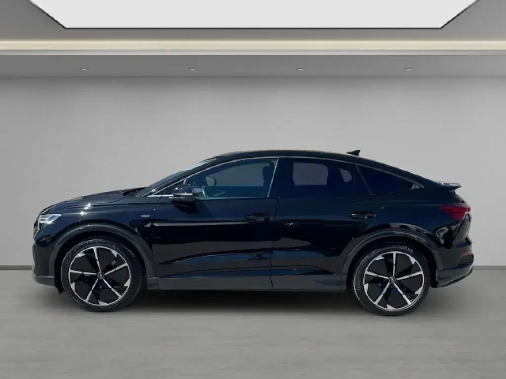 Gebraucht Audi Q4 Sportback e-tron 210 kW (286 PS) 2024 Mythosschwarz metallic (metallic) SUV