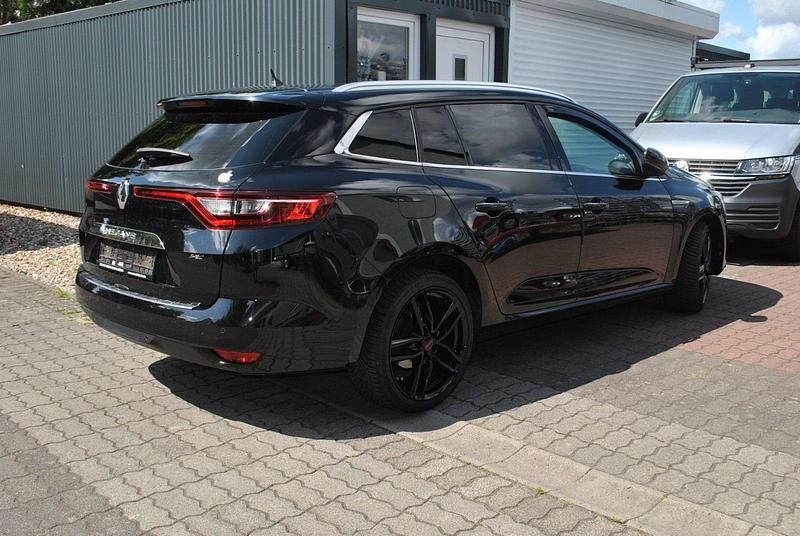 Schwarz Gebraucht 2020 Renault Mégane GrandTour Kombi | 12.999 € (Superpreis) - Bild 1/4