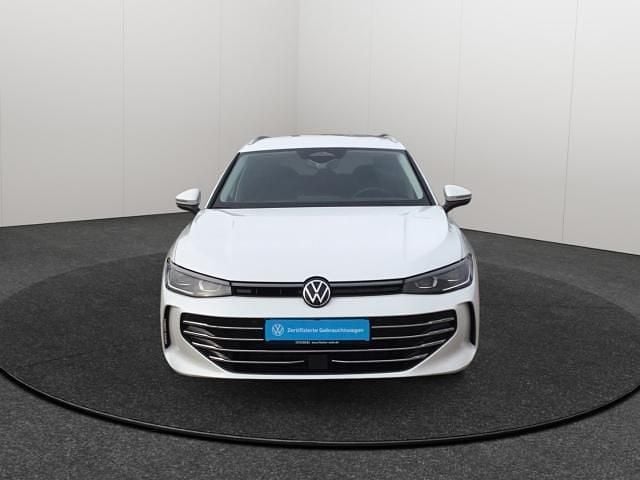 Gebraucht VW Passat Elegance 150 PS (110 kW) 2025 Weiss Kombi