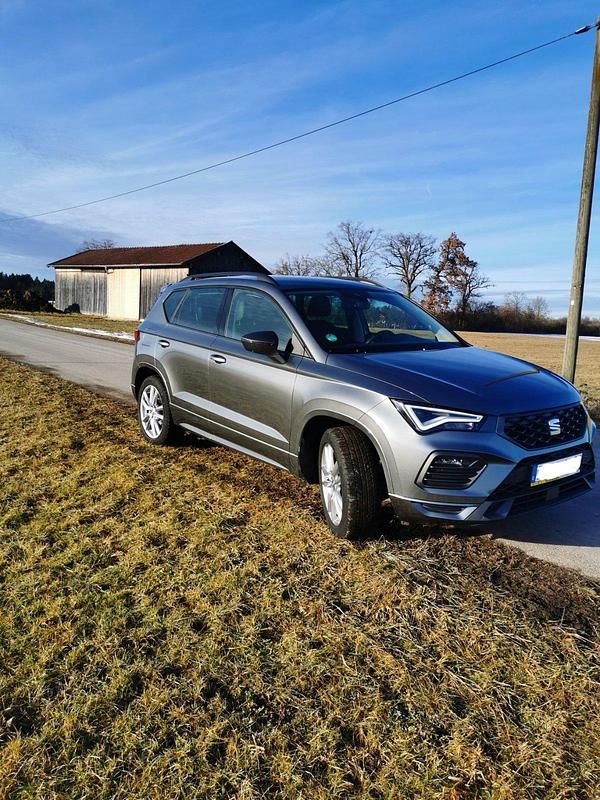 Gebraucht Seat Ateca 4Drive 190 PS (139 kW) 2022 Grau SUV