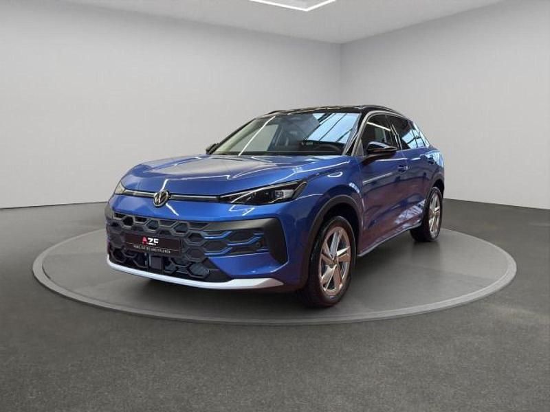 Neu VW T-Roc Life 150 PS (110 kW) 2026 Blau SUV