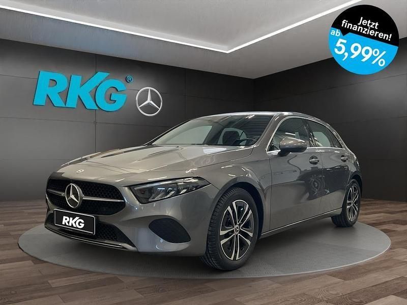 Grau Gebraucht 2024 Mercedes A180 Progressive Kleinwagen | 27.470 € (Guter Preis) - Bild 1/4