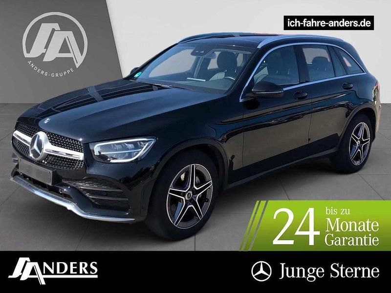 Schwarz Gebraucht 2020 Mercedes GLC200 AMG SUV | 31.854 € (Fairer Preis) - Bild 1/3