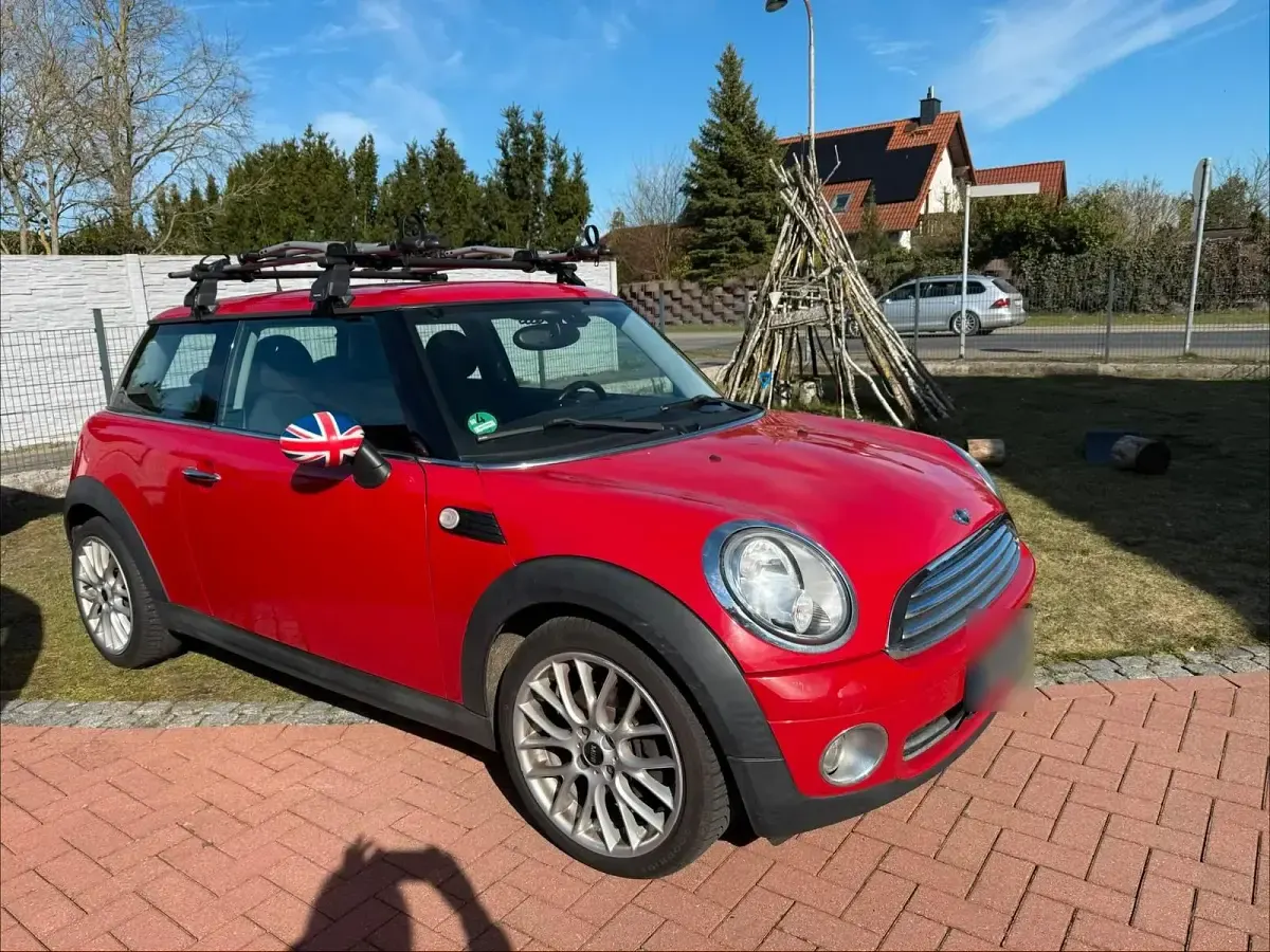 Gebraucht Mini ONE 75 PS (55 kW) 2009 Rot Kleinwagen