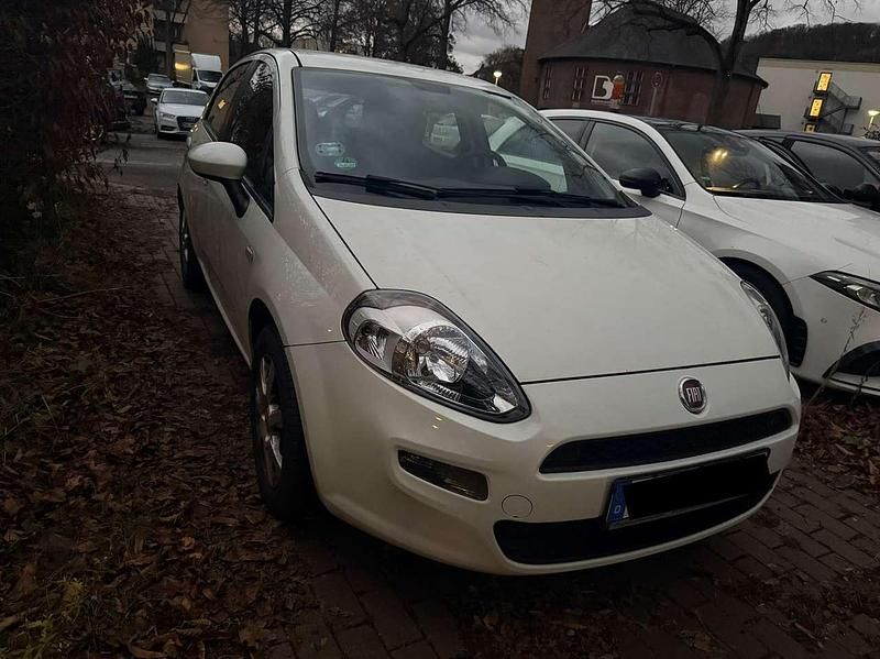 Gebraucht Fiat Punto Evo 105 PS (77 kW) 2014 Weiß Kleinwagen