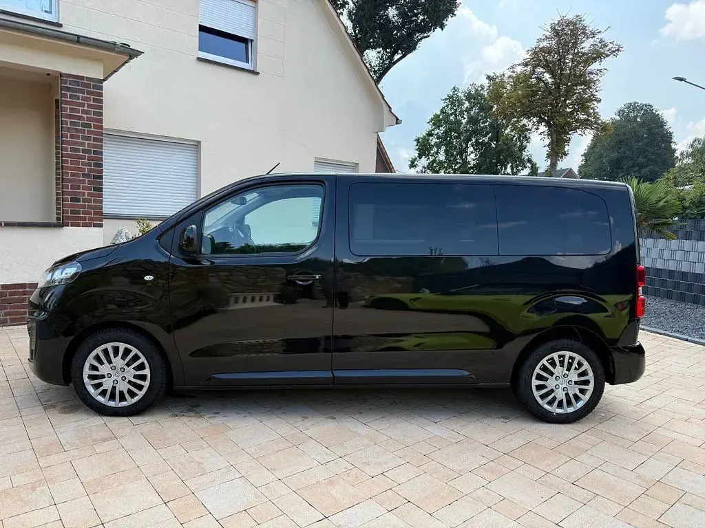 Gebraucht Opel Zafira Life Selection 144 PS (105 kW) 2021 Schwarz Van / Kleinbus