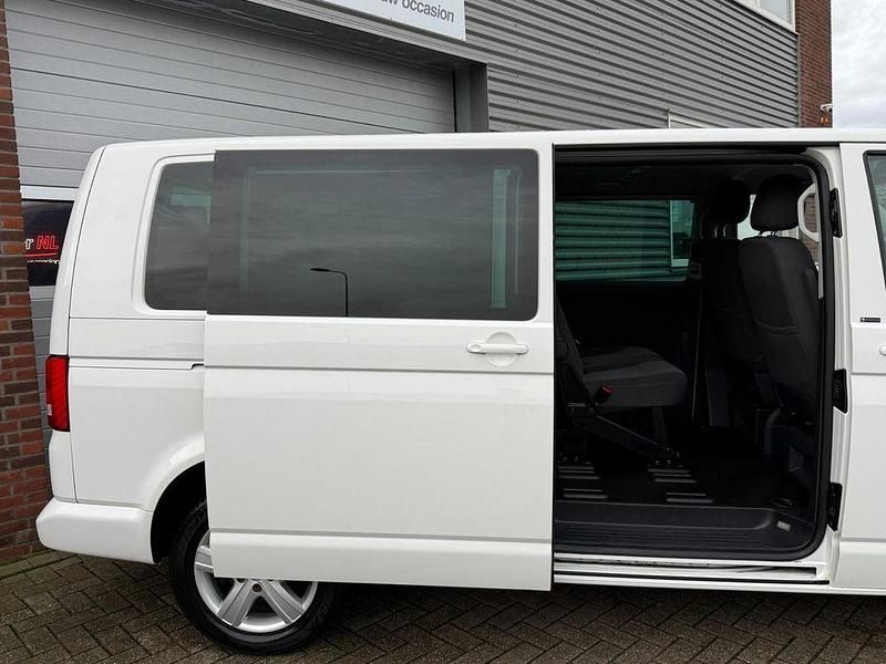 Gebraucht VW Caravelle 205 PS (150 kW) 2014 Weiß Van / Kleinbus