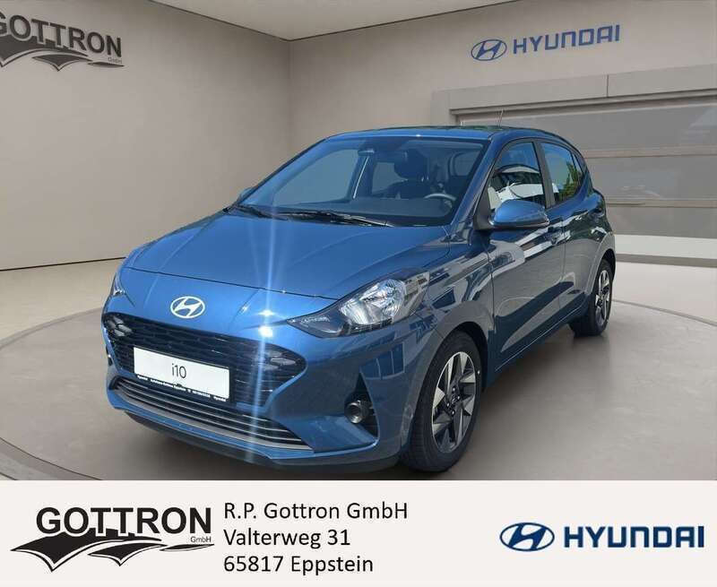 Vibrant blue / mic Neu 2025 Hyundai i10 Trend Kleinwagen | 18.500 € (Etwas zu teuer) - Bild 1/4