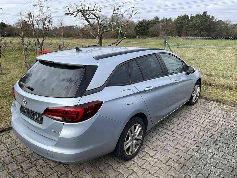 Gebraucht Opel Astra 125 PS (91 kW) 2018 Silber Kombi