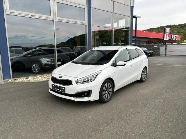 Weiss Gebraucht 2016 Kia Ceed Sportswagon DREAM-TEAM Edition Kombi | 9.950 € (Fairer Preis) - Bild 1/4