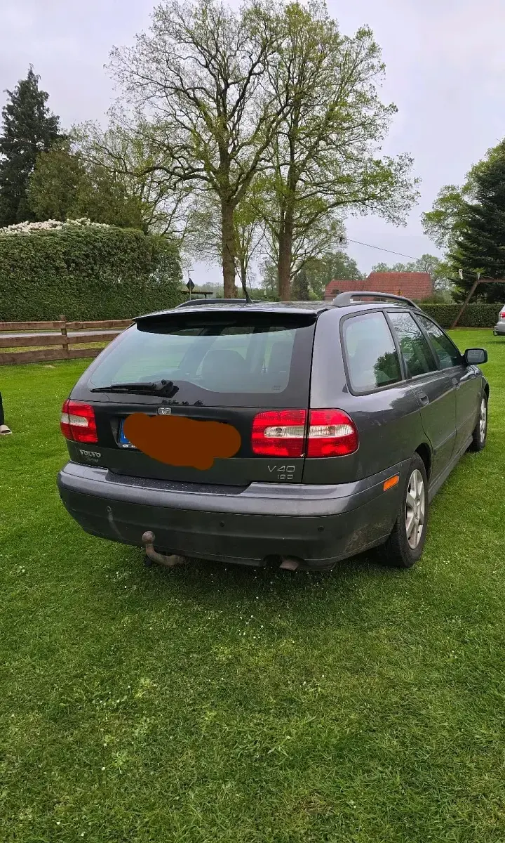 Gebraucht Volvo V40 115 PS (84 kW) 2003 Grau Kombi