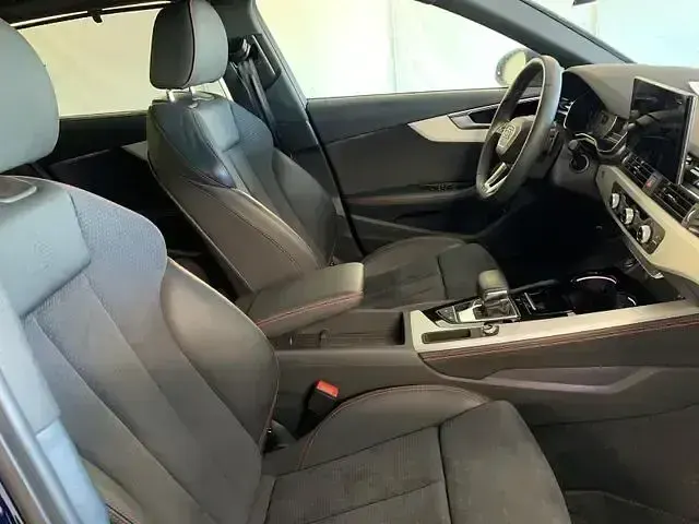 Gebraucht Audi A4 S-Line 190 PS (139 kW) 2023 Andere Kombi