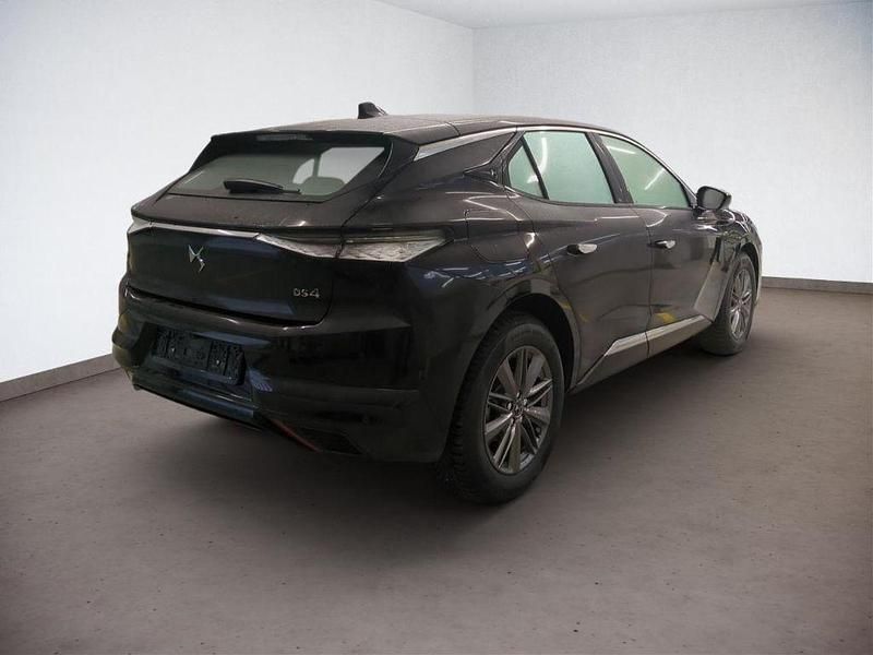 Neu DS Automobiles DS4 131 PS (96 kW) 2025 Metallic / perlmutt SUV