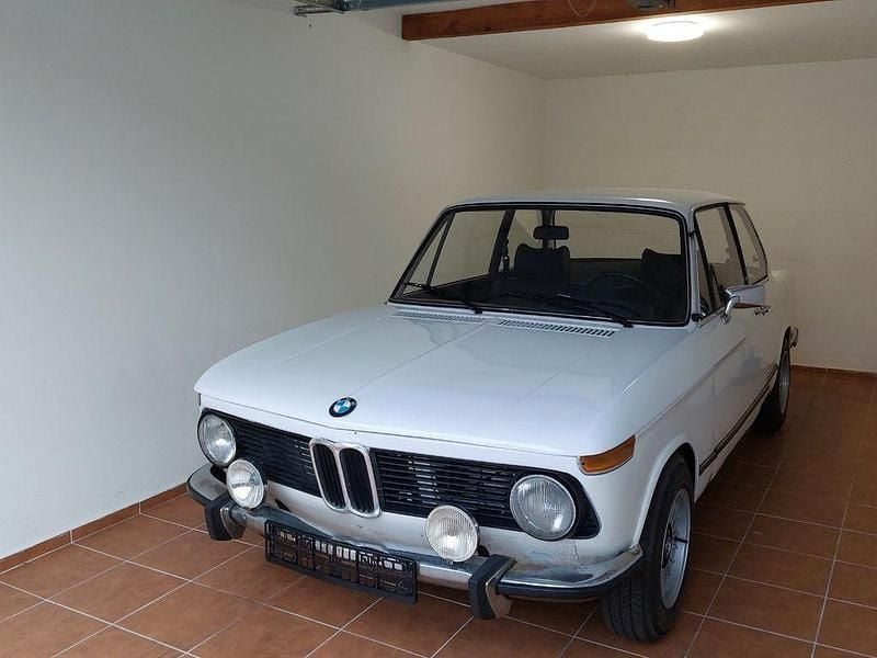 Weiß Gebraucht 1977 BMW 1502 Limousine | 8.500 € - Bild 1/4