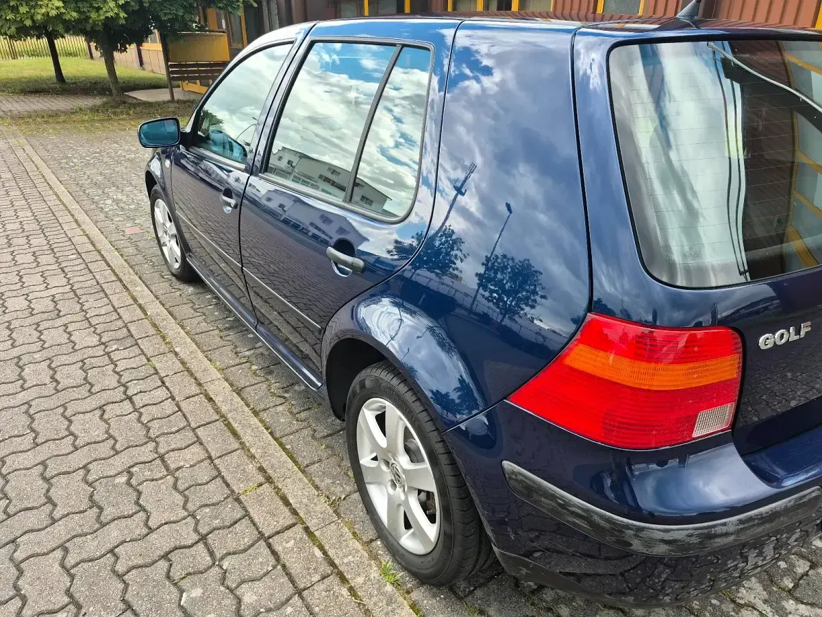 Gebraucht VW Golf IV 75 PS (55 kW) 2000 Blau Kleinwagen