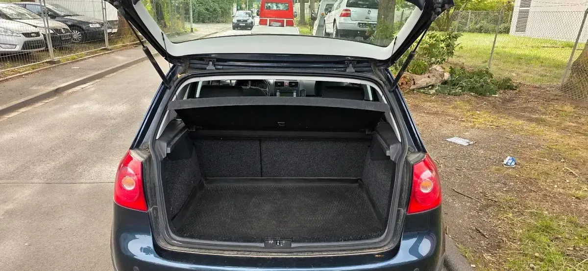 Gebraucht VW Golf VI 140 PS (102 kW) 2008 Blau Kleinwagen