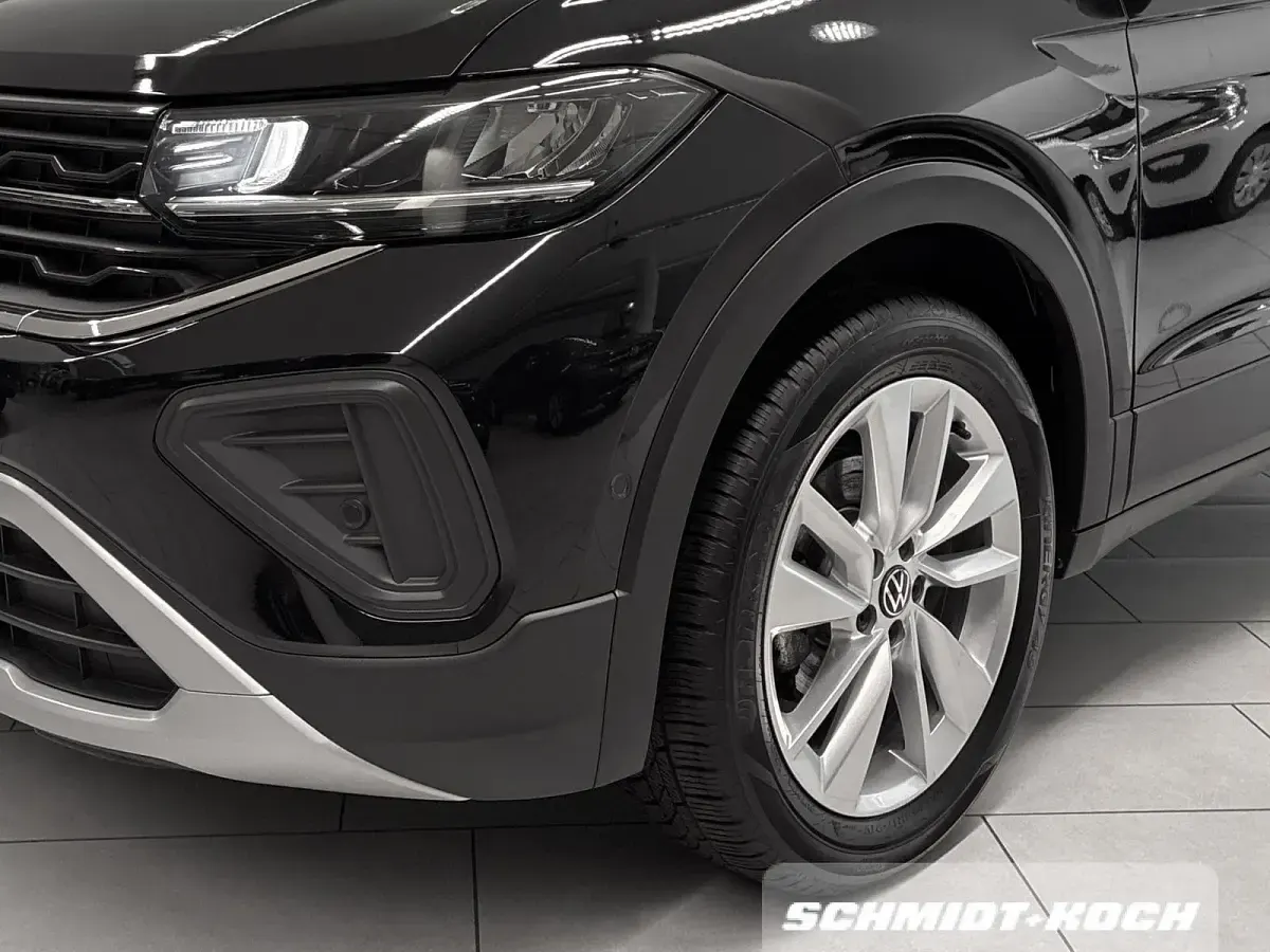 Gebraucht VW T-Cross 116 PS (85 kW) 2025 Deep black perleffekt (schwarz) SUV