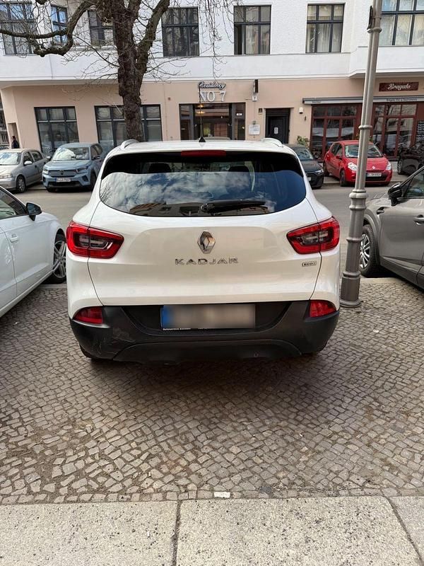 Second-hand Renault Kadjar 110 CP (80 kW) 2016 Alb SUV