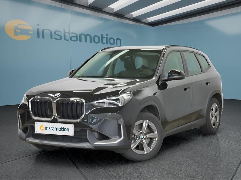 Schwarz Gebraucht 2023 BMW X1 SUV | 44.749 € (Fairer Preis) - Bild 1/4
