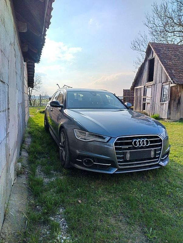 Gebraucht Audi A6 Ambiente 320 PS (235 kW) 2017 Grau Kombi