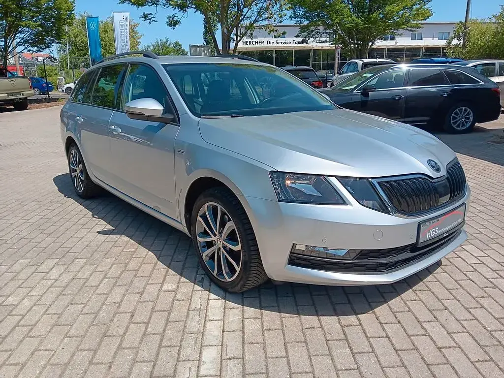 Gebraucht Skoda Octavia Drive 116 PS (85 kW) 2017 Silber Kombi