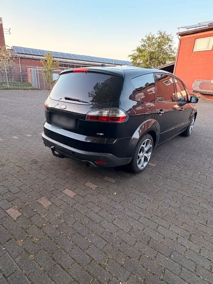 Gebraucht Ford S-MAX S 179 PS (131 kW) 2009 Schwarz Van / Kleinbus
