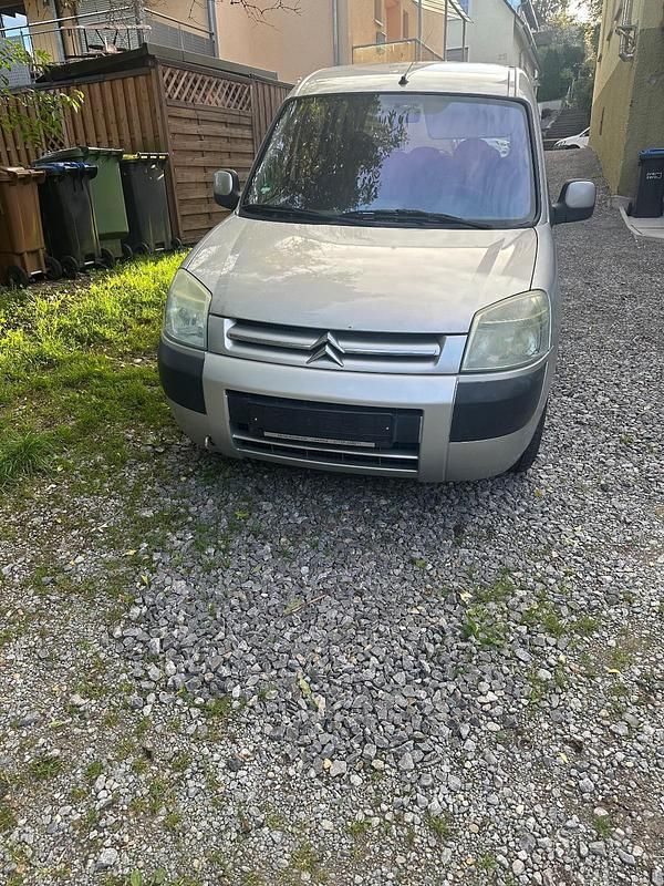 Silber Gebraucht 2003 Citroën Berlingo Van / Kleinbus | 1.499 € - Bild 1/4