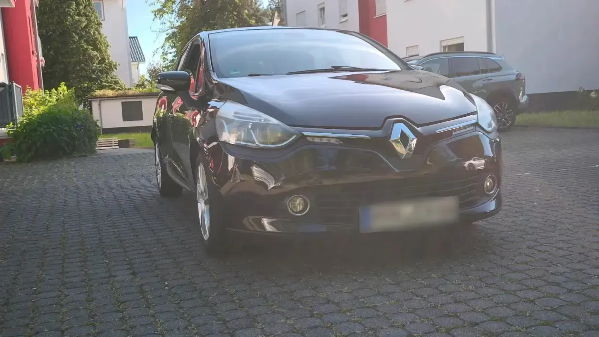 Gebraucht Renault Clio IV 75 PS (55 kW) 2013 Schwarz Kleinwagen