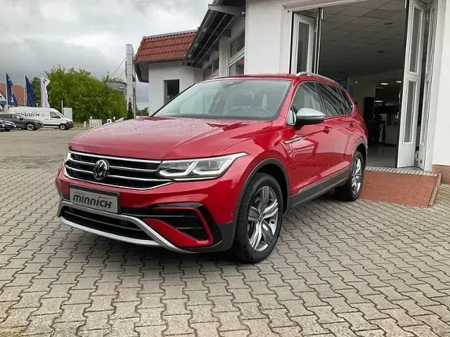 Gebraucht VW Tiguan Allspace Elegance 200 PS (147 kW) 2022 Rot SUV