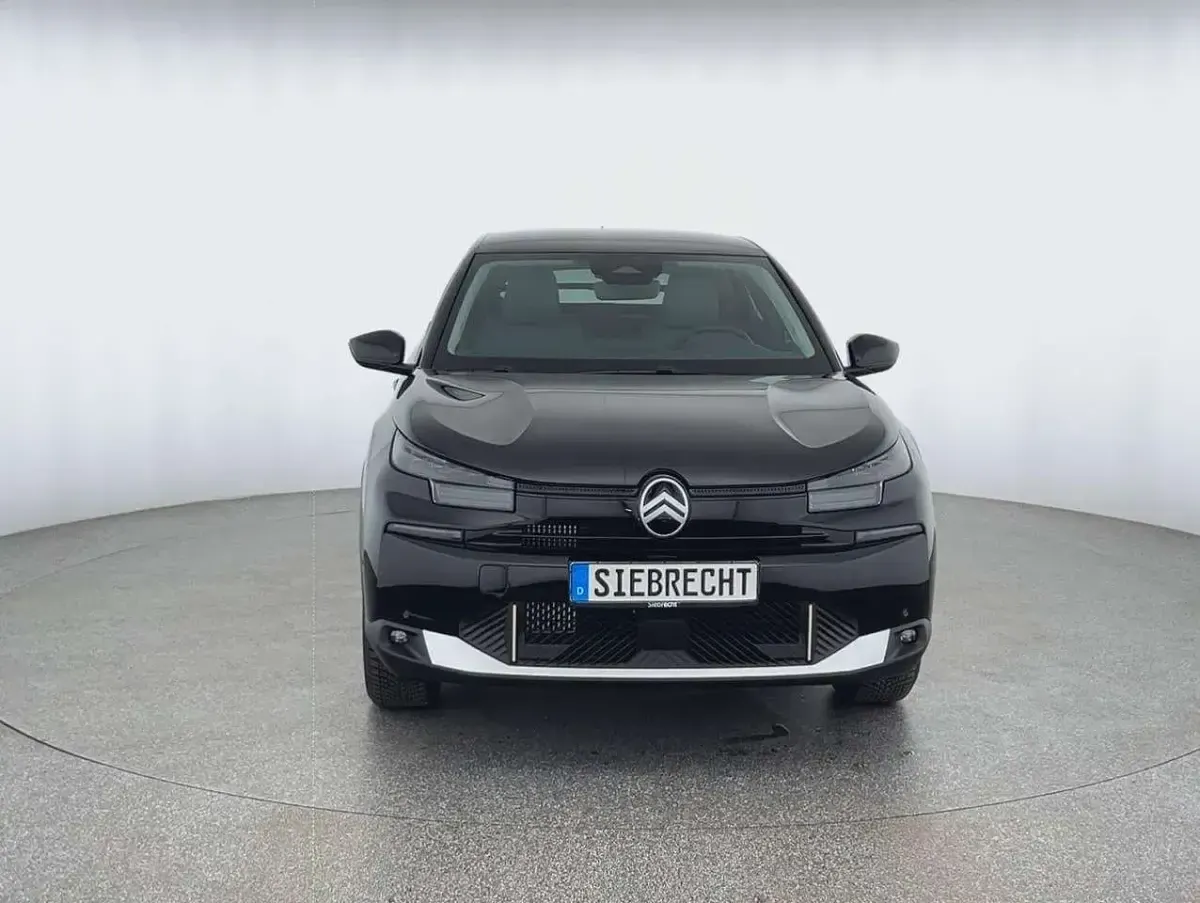 Neu Citroën C4 136 PS (100 kW) 2026 Schwarz SUV