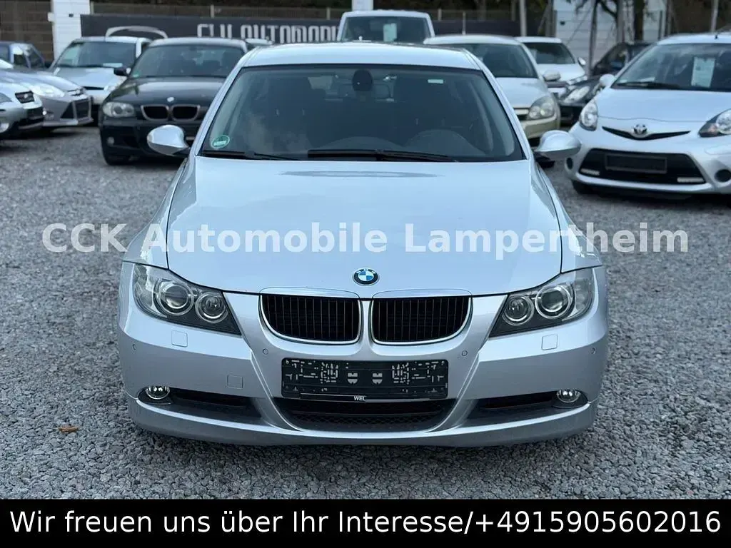 Gebraucht BMW 320 177 PS (130 kW) 2008 Silber Limousine