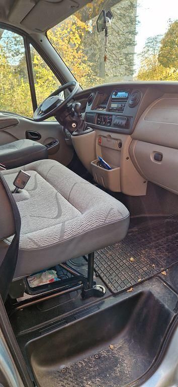 Gebraucht Renault Master 140 PS (102 kW) 2009 Silber Van / Kleinbus