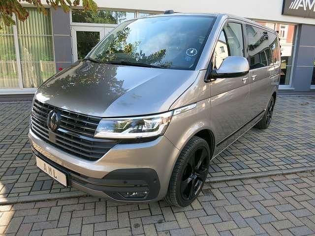 Gebraucht 2020 VW Multivan Highline Van / Kleinbus | 52.490 € (Teuer) - Bild 1/4
