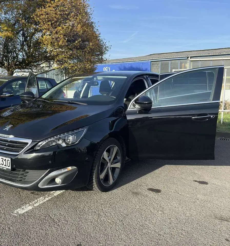 Gebraucht Peugeot 308 SW Allure 120 PS (88 kW) 2016 Kombi