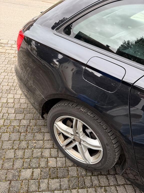 Gebraucht Audi A6 Sport 245 PS (180 kW) 2013 Schwarz Kombi