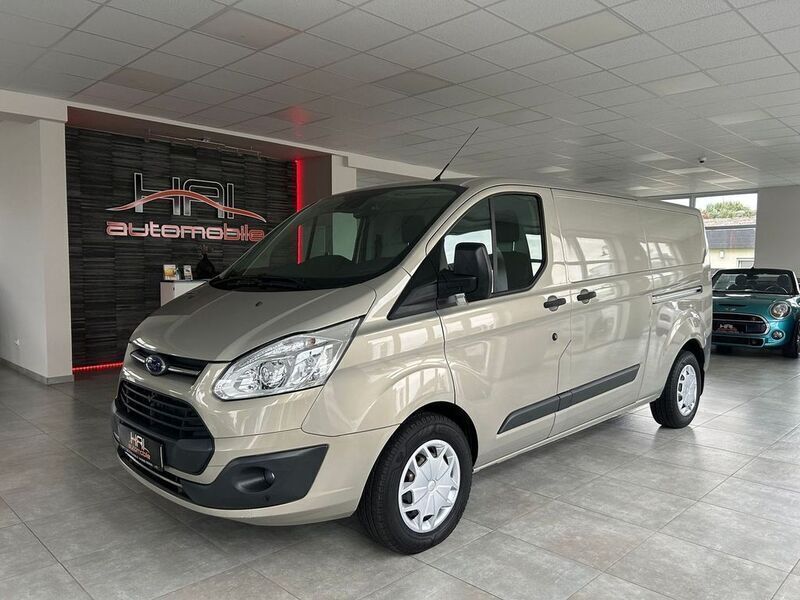 Grau Gebraucht 2017 Ford Transit Custom Limited Van / Kleinbus | 19.999 € (Superpreis) - Bild 1/4
