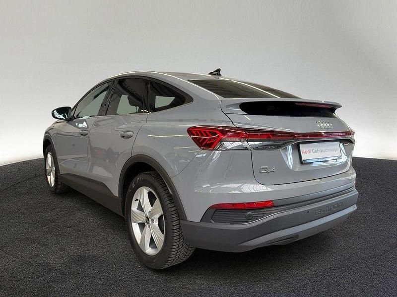 Gebraucht Audi Q4 Sportback e-tron Comfort 125 kW (170 PS) 2023 Grau SUV