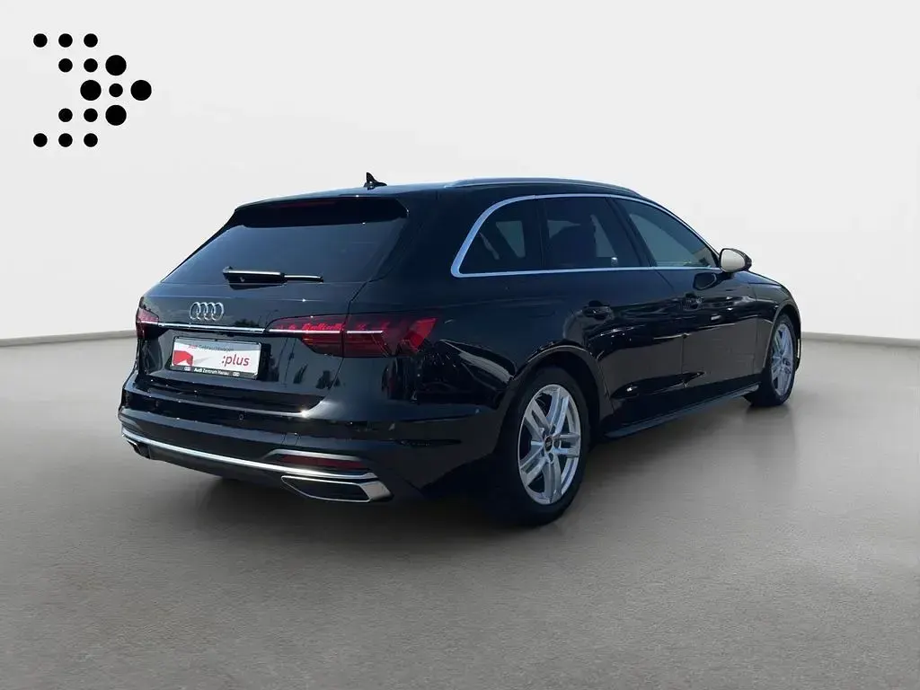 Gebraucht Audi A4 Advanced Plus 204 PS (150 kW) 2023 Mythosschwarz metallic Kombi