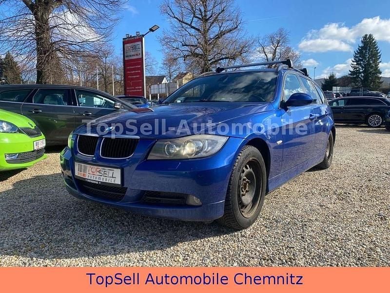 Gebraucht BMW 320 163 PS (119 kW) 2007 Blau Kombi