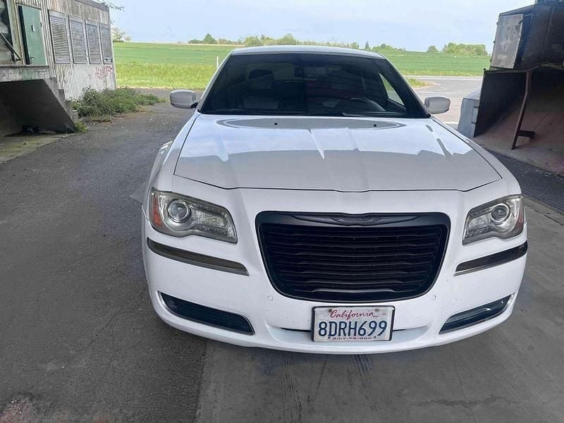Usado Chrysler 300C 296 CV (217 kW) 2014 Blanco Berlina